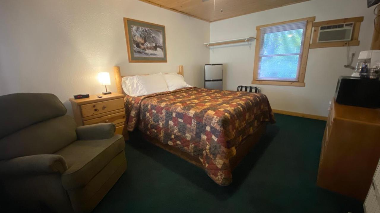 Fawndale Lodge Шаста Лейк Екстер'єр фото